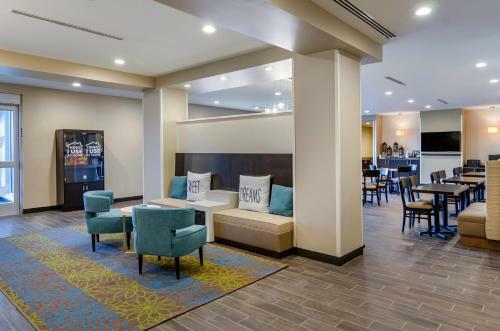 Hotel Mainstay Suites Great Falls Airport