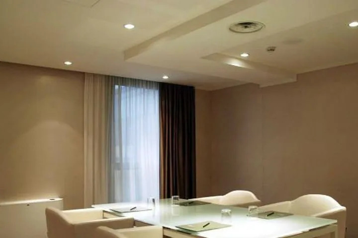 Hotel B4 Bologna Tower