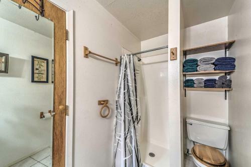 Charming Cloudcroft Cabin With Private Hot Tub!