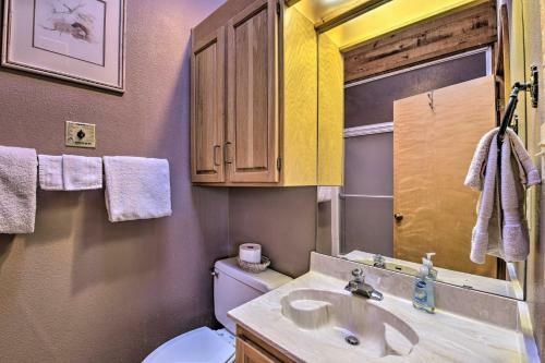 Apartamento Charming Angel Fire Condo With Ski Slope Access