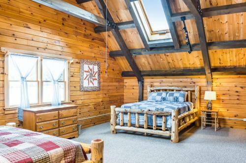 Hidden Lake Lodge