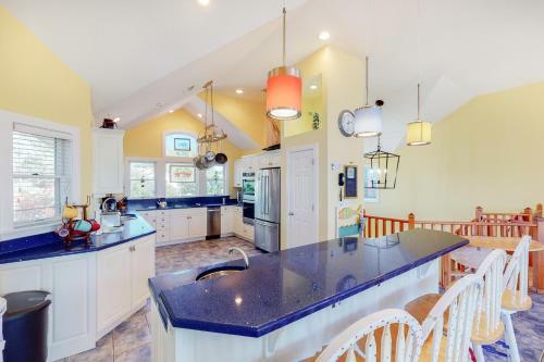 Animal House 547