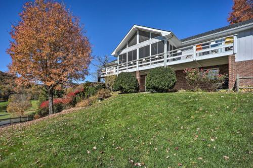 Serenitee Cottage On Golf Course With Mtn View