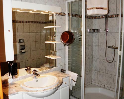 Hotel-gasthof Stoff