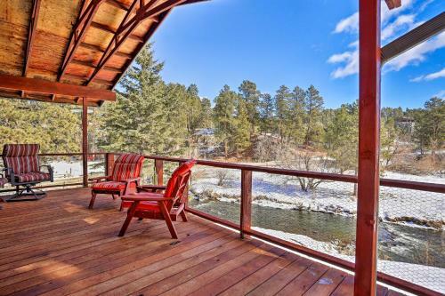 Tranquil Retreat On Creek With Deck On 30 Acres