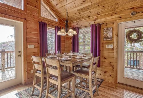 Smoky Mountain Dreamin Cabin