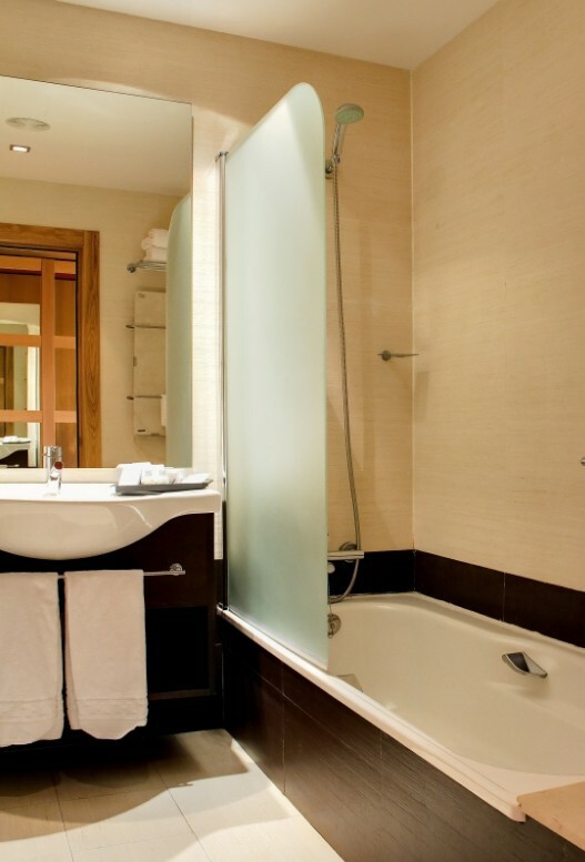 Oca Palacio De La Llorea Hotel & Spa