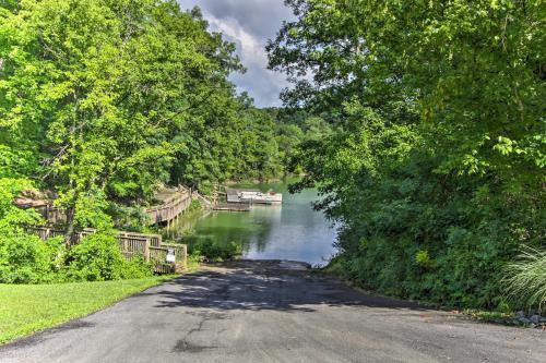 Family-friendly Cabin In Douglas Lake Community!
