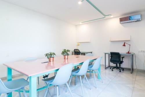 Hostal Flamingo Hostel & Coworking
