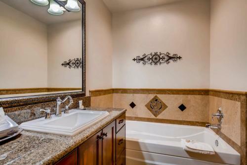 Hyatt Centric #450