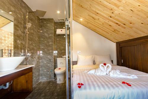 Lagoon Homestay