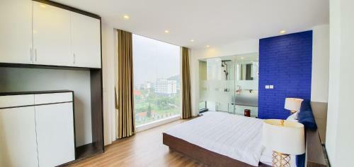 Kh�ch S?n Ng?c Lan H? Long Hotel