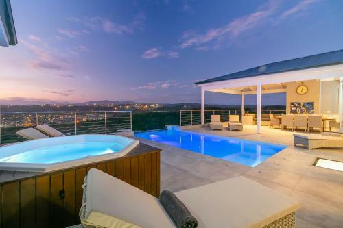 Pezula, A Piece Of Paradise -ar27