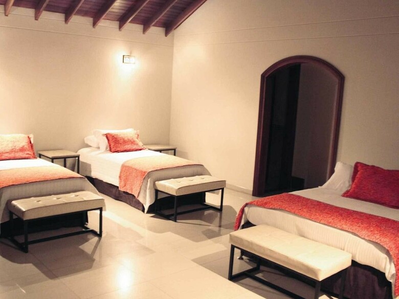 Hotel Villa De Los Angeles