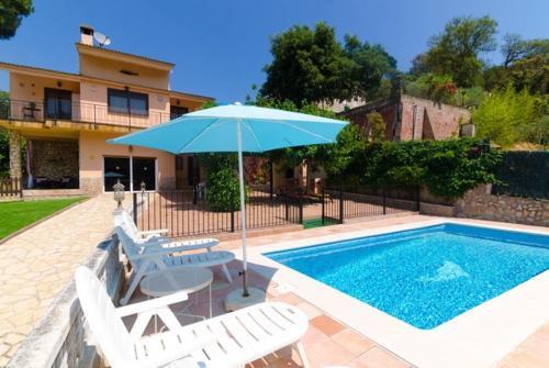 Montbarbat Villa Sleeps 8 Pool Wifi