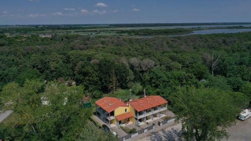 Beachfront Villa Veronica Directl Y From Owne R