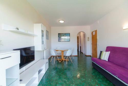 Lloret de Mar Villa Sleeps 12 Pool Wifi