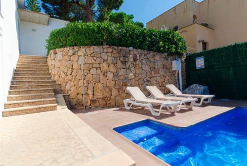 Lloret de Mar Villa Sleeps 12 Pool Wifi