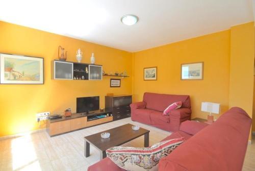 Lloret de Mar Villa Sleeps 11 Pool Wifi
