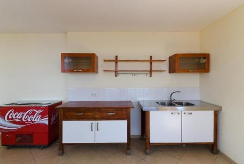 Lloret de Mar Villa Sleeps 8 Pool Air Con Wifi