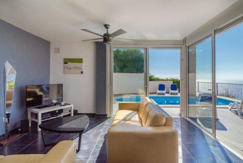 Sant Eloi Villa Sleeps 12 Pool Wifi