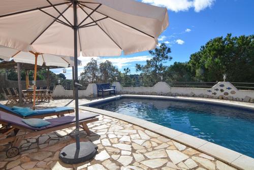 Lloret de Mar Villa Sleeps 6 Pool Wifi