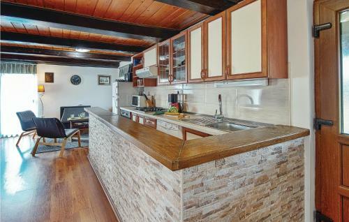 Two-bedroom Holiday Home In Kumrovec