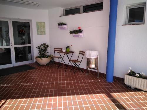 Ciw Hostel