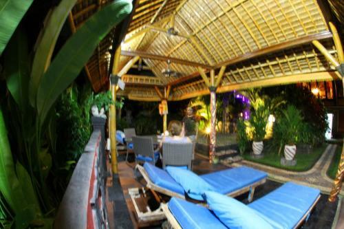 Villa Gede Batulumbang