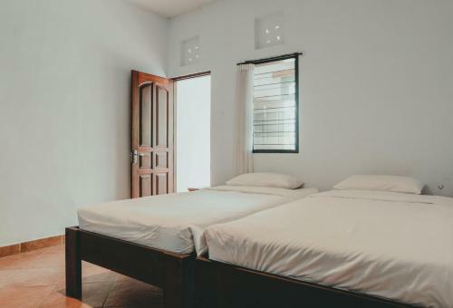 Hotel Sekar Arum Riverside Resort