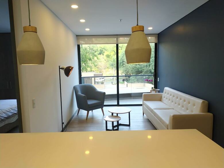 Hotel Class Suites By Colclick