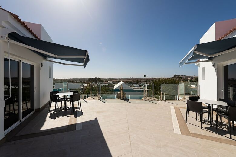 Hotel Vista Bella Bungalows - Adults Only