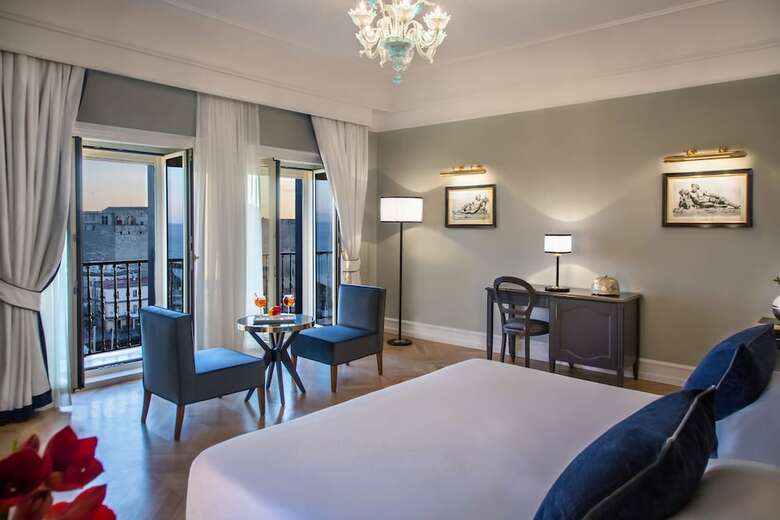 Hotel Grand Santa Lucia