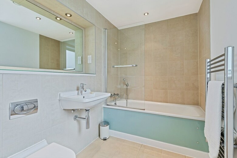 Duplex Retreat - Luxury 2floor Apartment