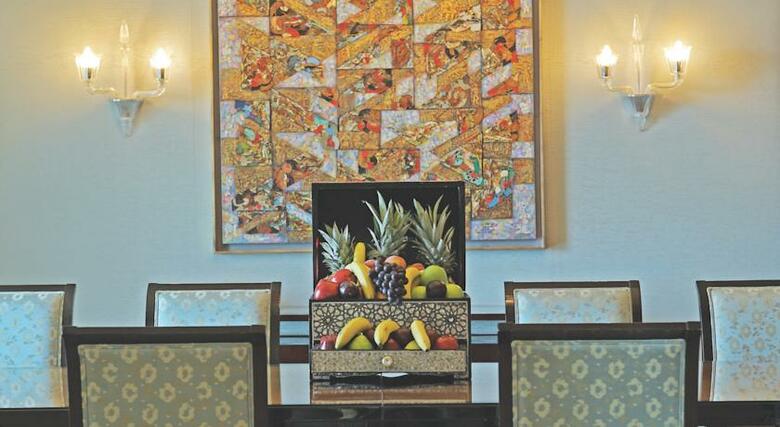Four Seasons Hotel Cairo Nile Plaza