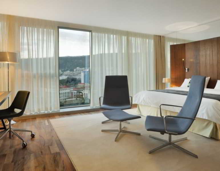 Hotel Holiday Inn Tbilisi