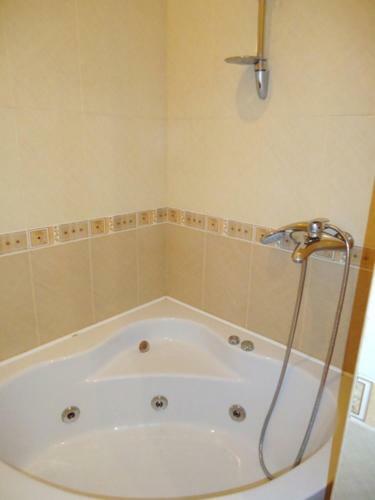 Verahouse Apartment In Tbilisi