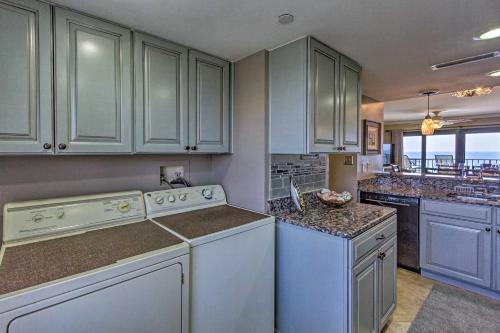 Apartamento 11th-floor Condo With View, 1 Block To Dining!