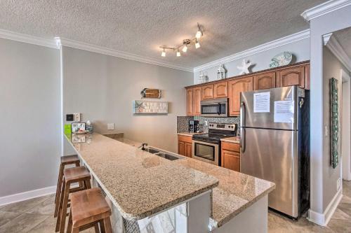 Apartamento Beachfront Condo With Stunning Ocean Views And Pool!