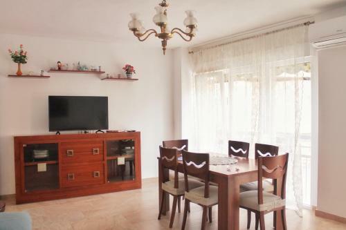 Apartment A Stone's Throw From Santa Barbara