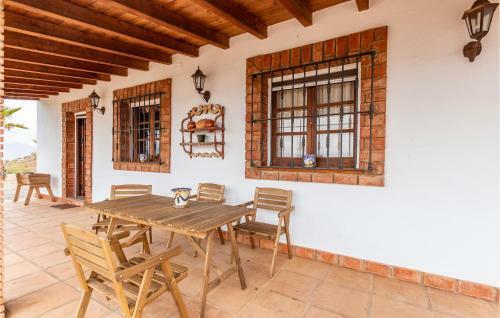 Nice Home In �lora With 2 Bedrooms