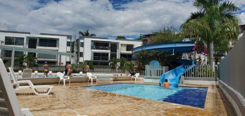 Apartasoles de Antioquia No 2