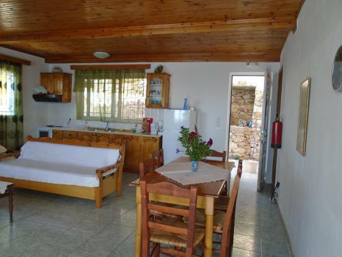 Giota & Antonia Apartments