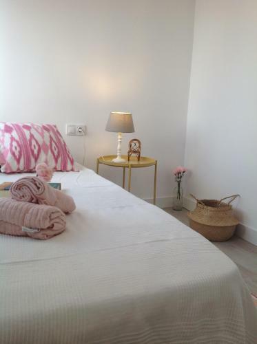 Pink Lemon Apartments