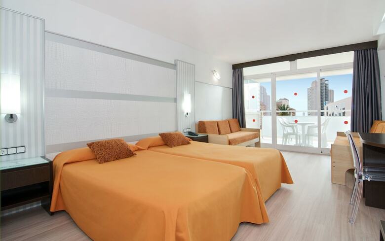 Hotel Flamingo Oasis