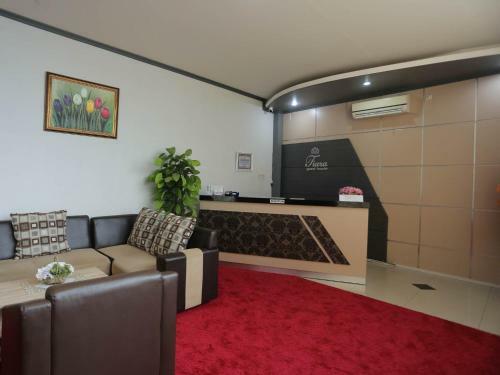 Hotel Oyo 1864 Tiara Guest House