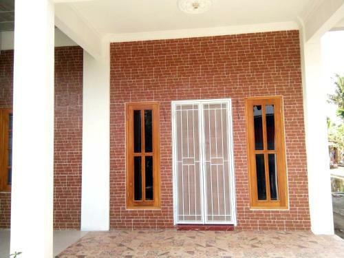 Hostal D'topadan Guest House