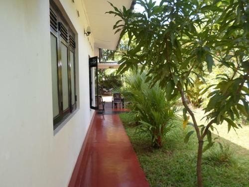 Bed & Breakfast Indrani Inn Tourist Rest