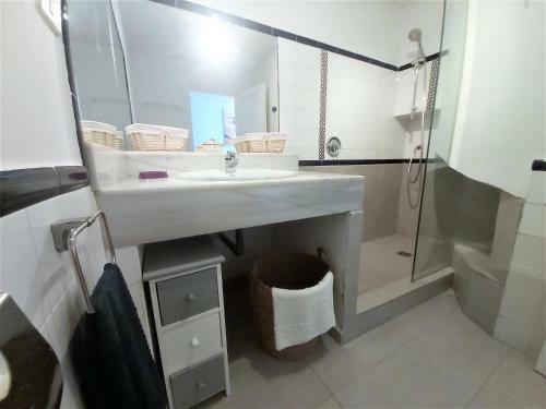 Apartamento Breeze View House By The Sea