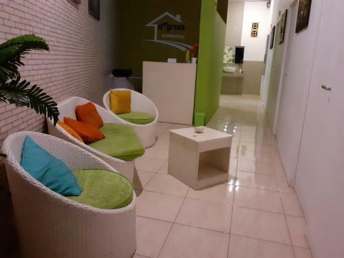Hotel Spot On 2332 D'green Homestay